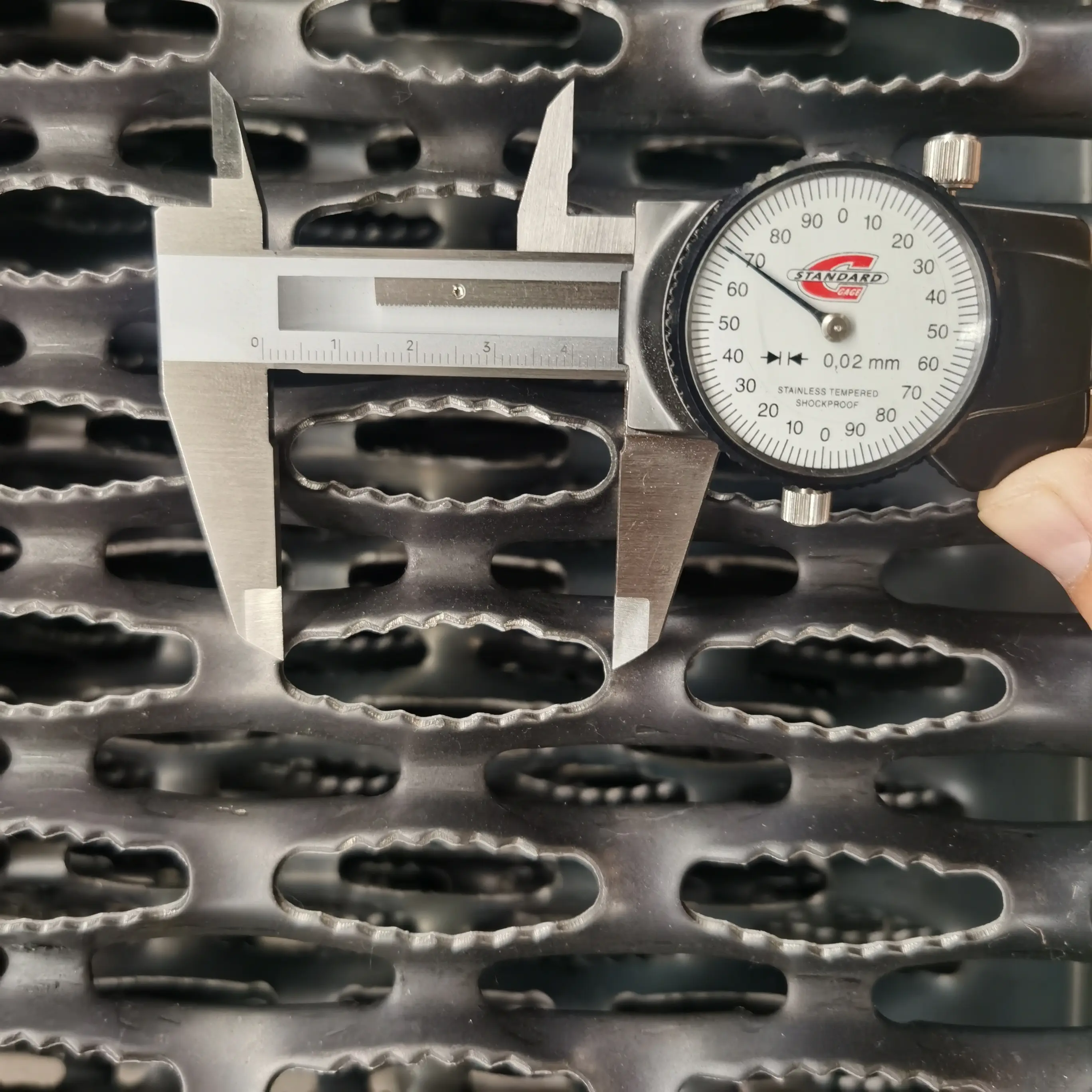 Description of Vendor Directly of Diamond Channel grating